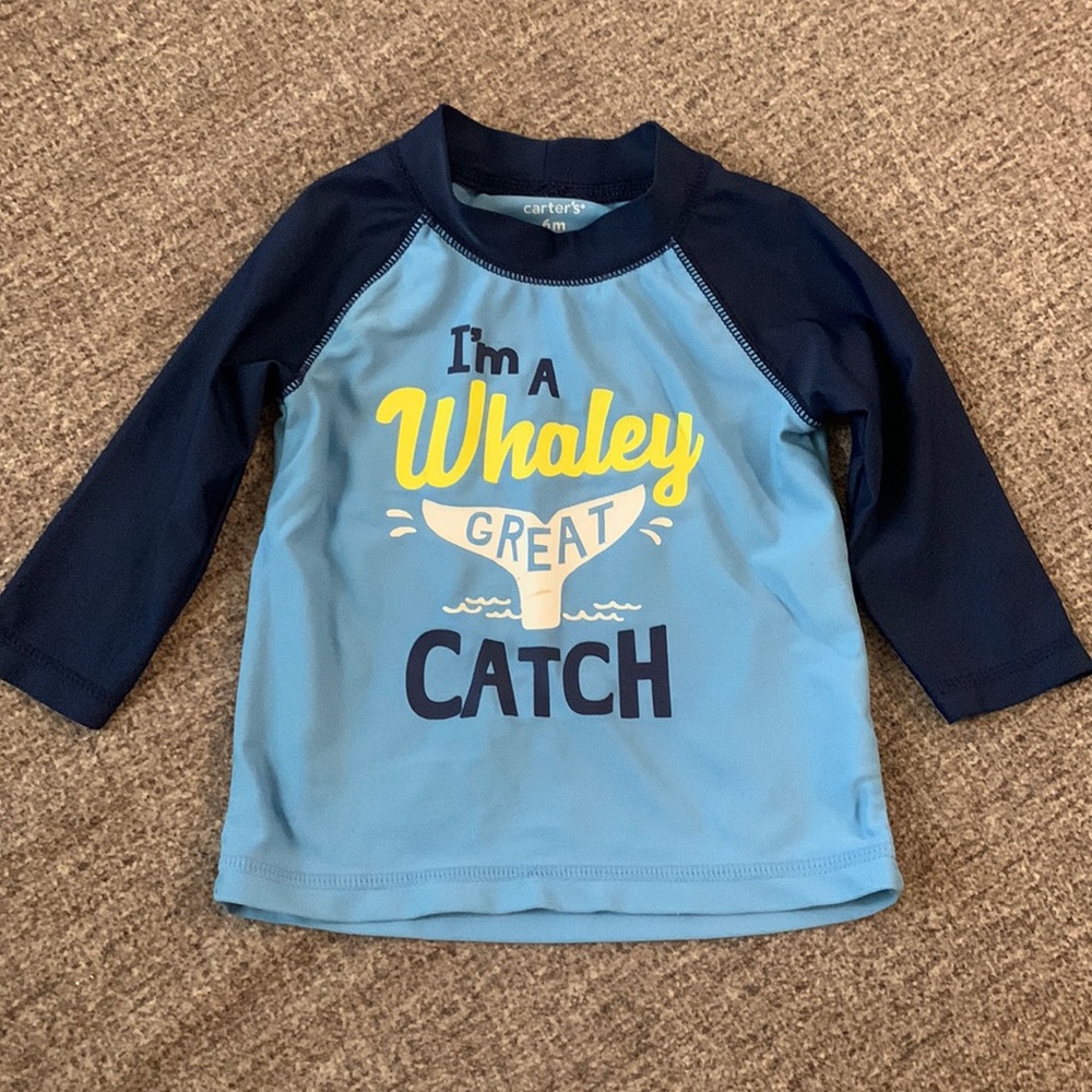 🌺 Carter’s light blue Rash Guard Swim Shirt- whale theme. Baby boy size 6 months